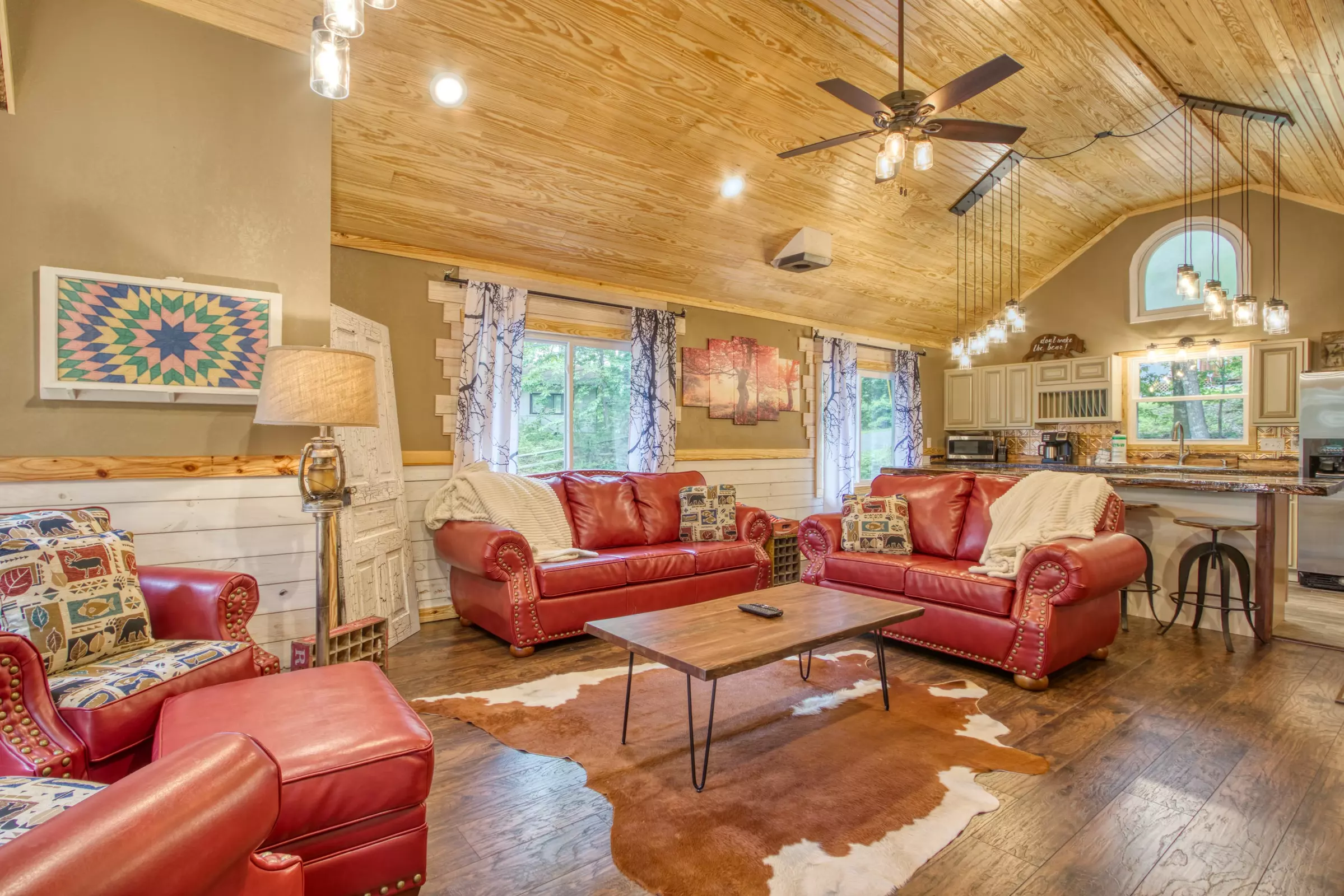 Sevierville Cabin Rental - Cedar Charm #316 - 3 bedroom