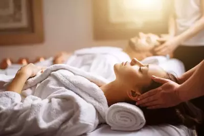 Couples massage