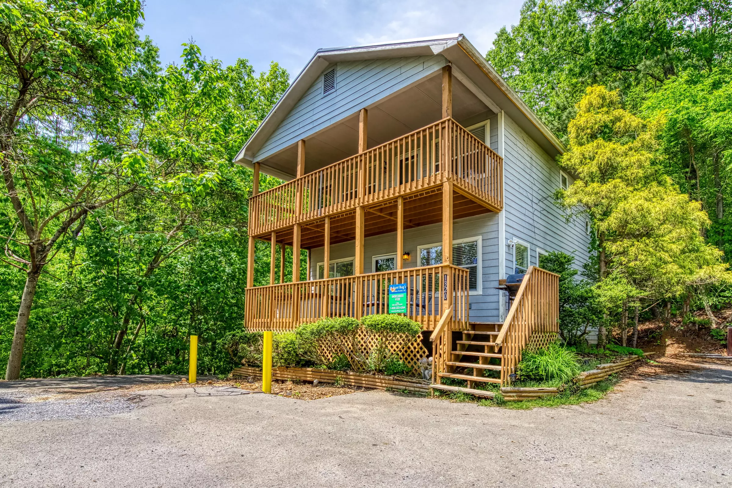 Gatlinburg Cabin Rental - Angel's Roost #1320 - 2 bedroom