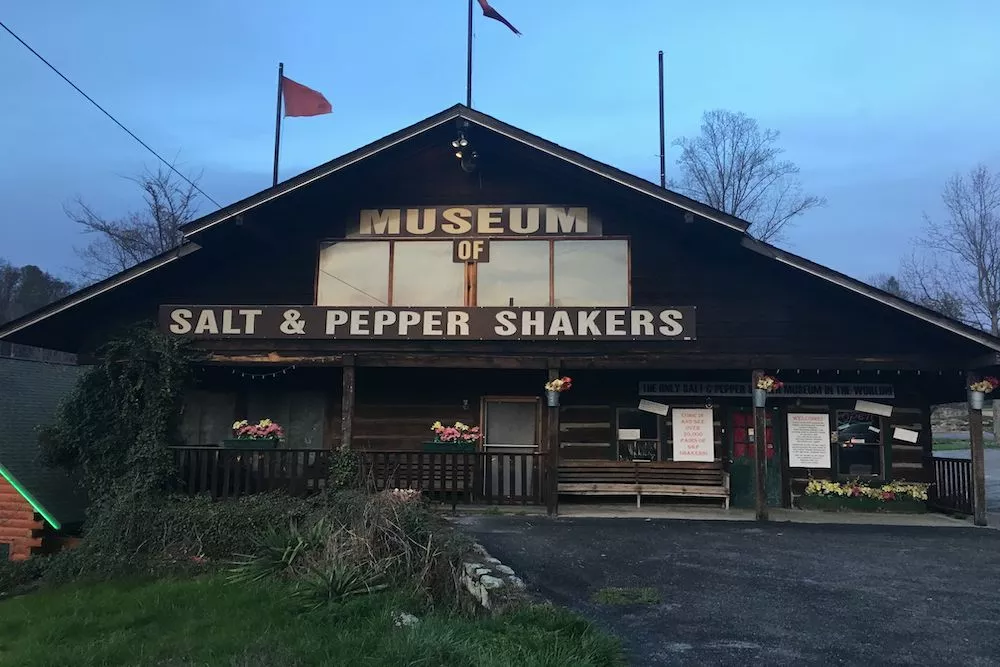 Salt and Pepper Shakers Museum 