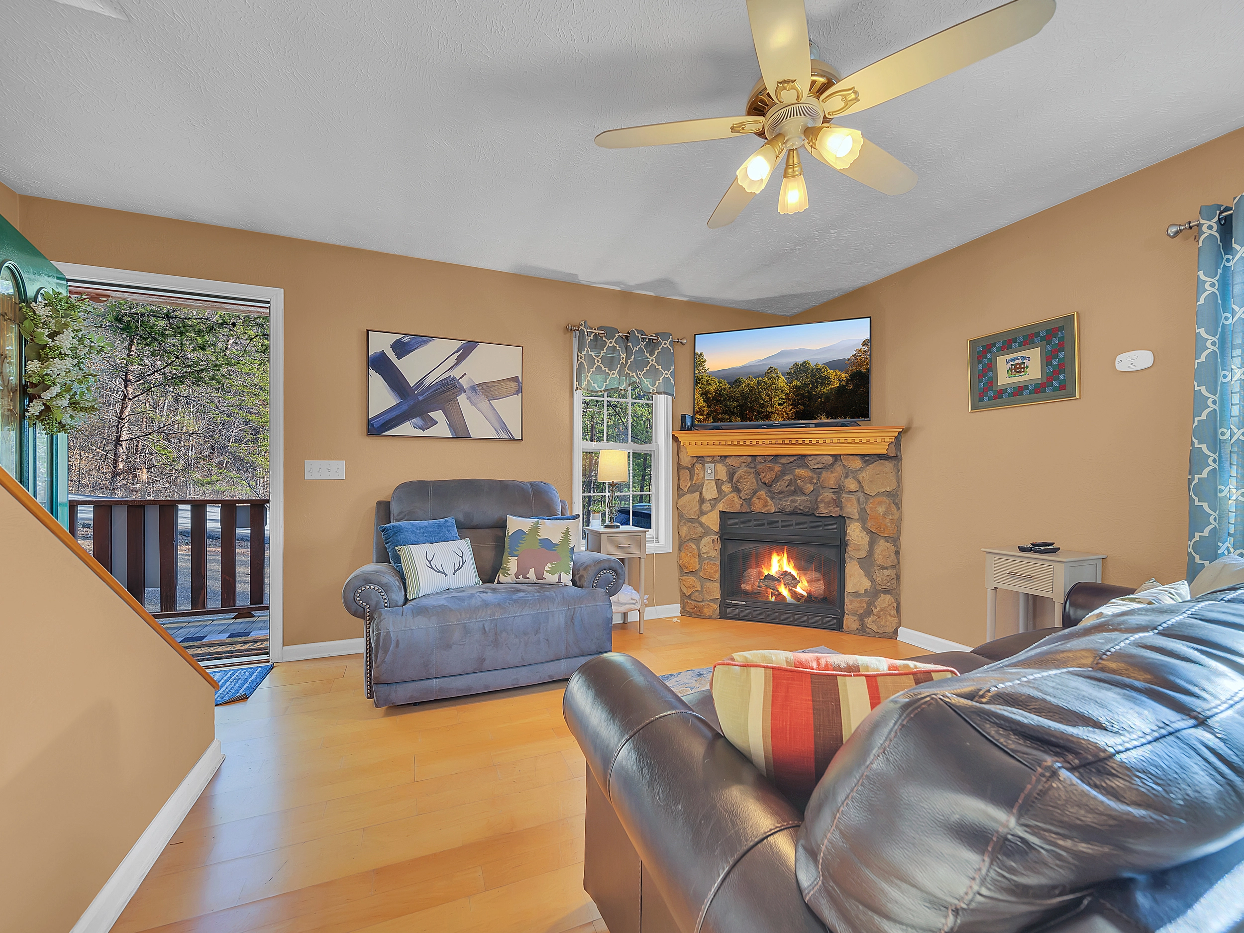 Mountain Charm #228