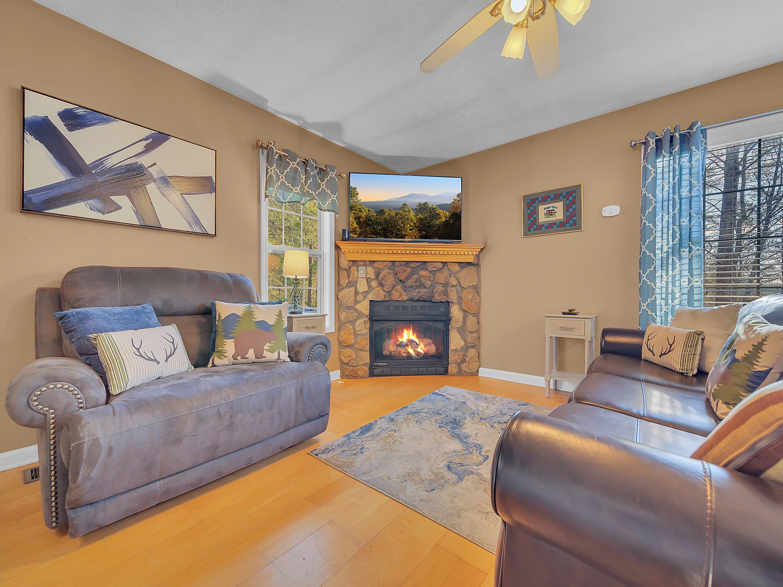 Mountain Charm #228