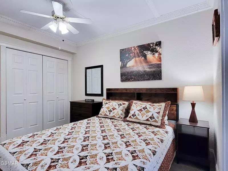 Property image, Exterior, of Bear Hug Hideaway #368