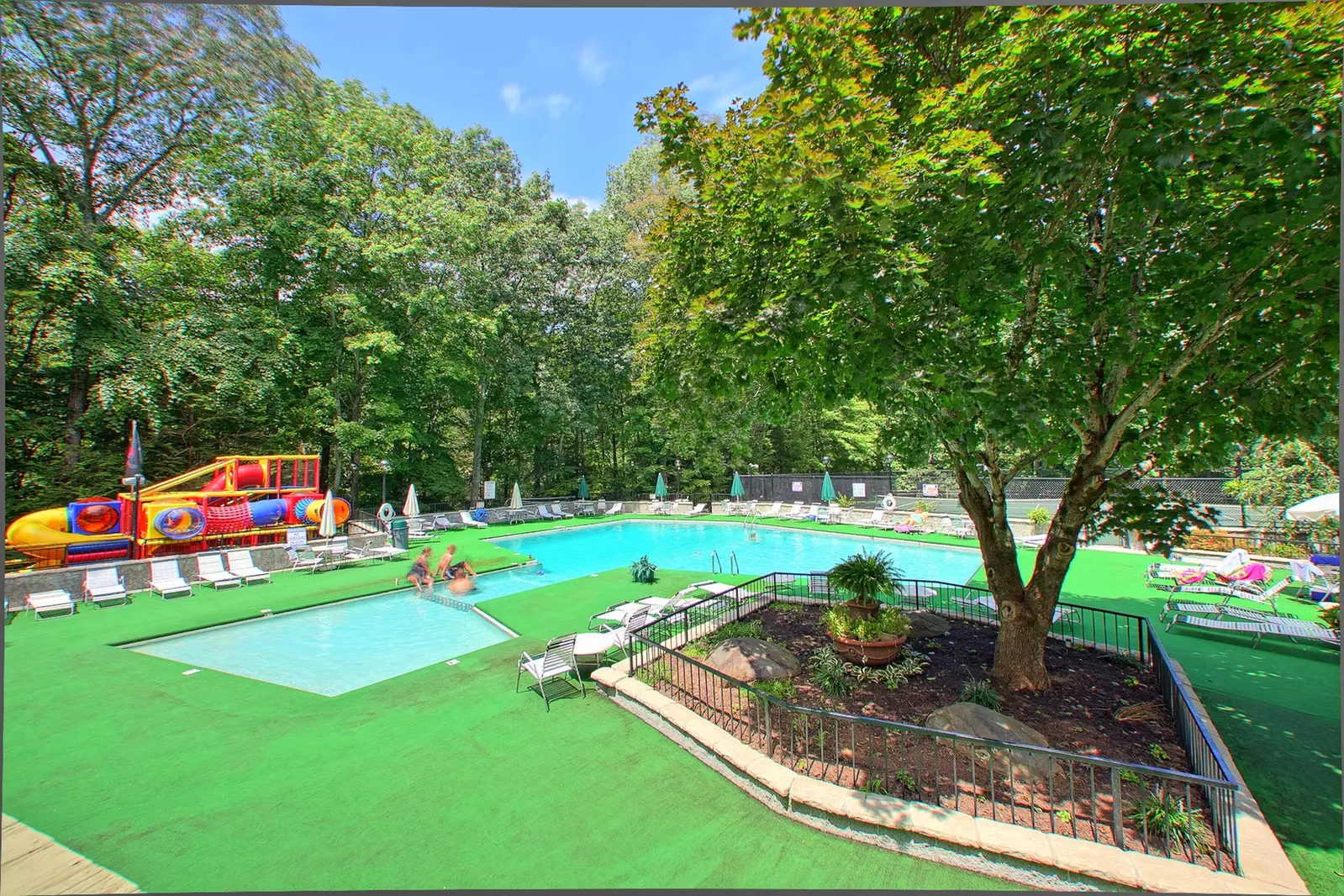 Property image, Exterior, of Bear Hug Hideaway #368