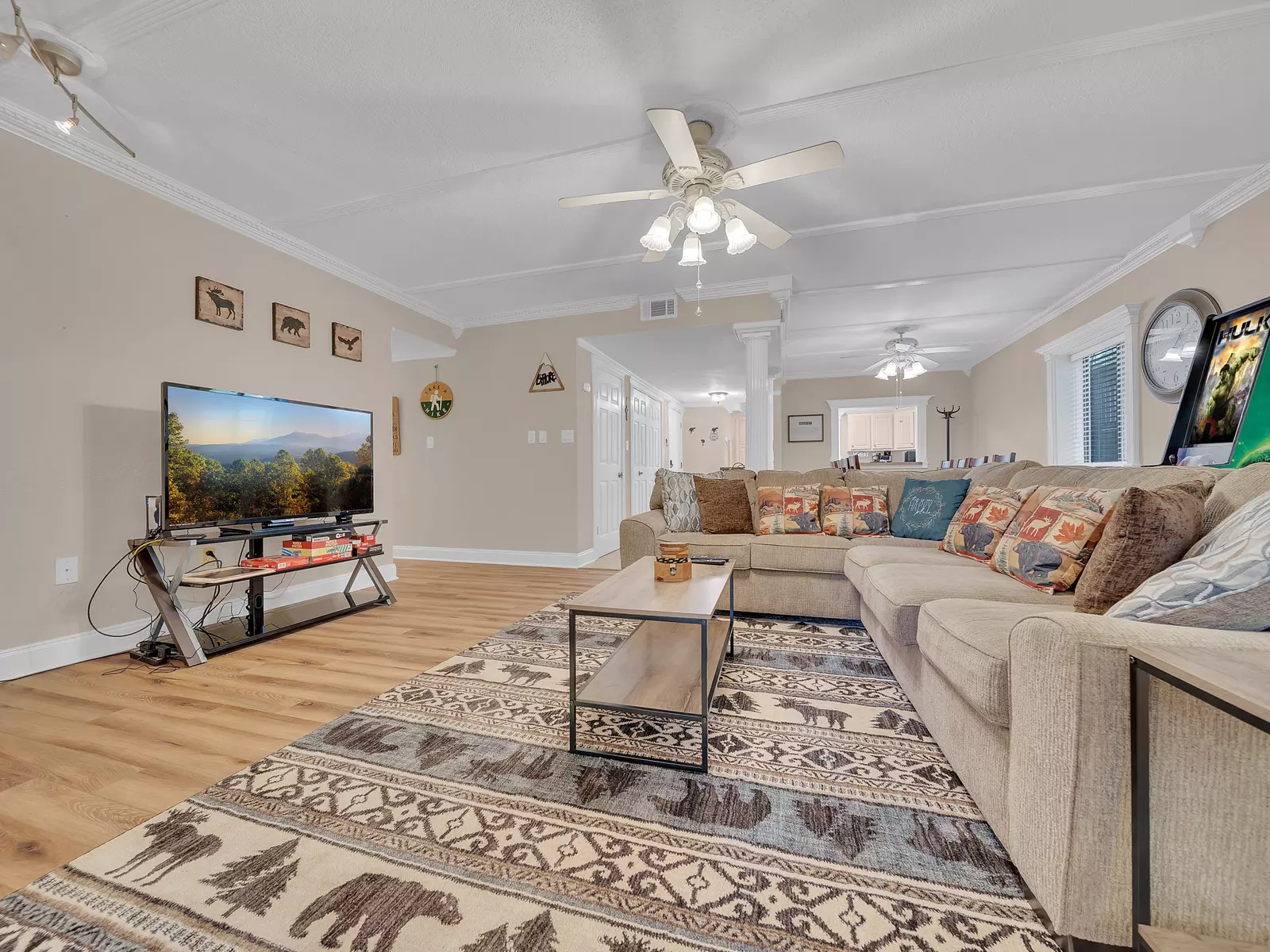 Property image, Exterior, of Bear Hug Hideaway #368