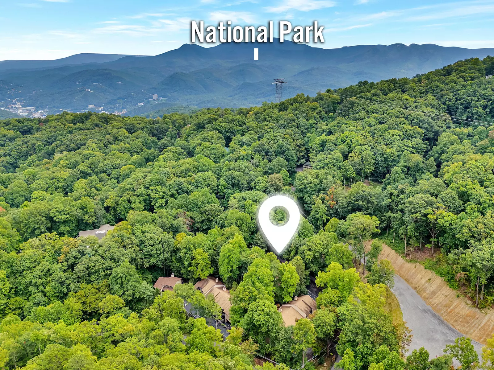 Property image, Exterior, of Bear Hug Hideaway #368