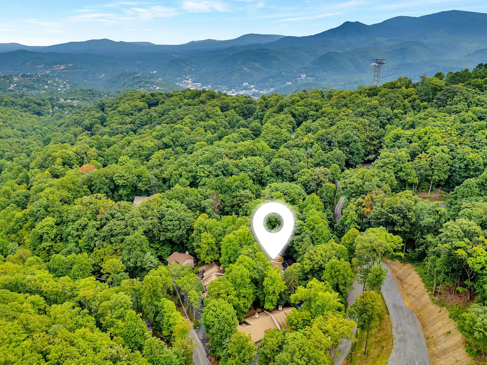 Property image, Exterior, of Bear Hug Hideaway #368