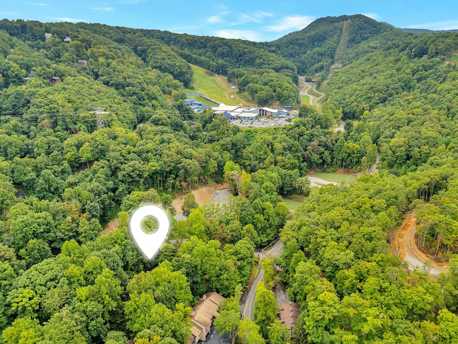 Property image, Exterior, of Bear Hug Hideaway #368