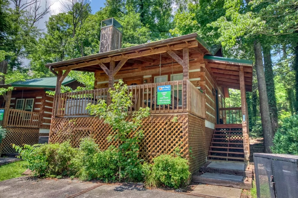 cuddle inn is one of our best cheap cabins in gatlinburg tn