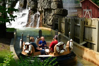 Dollywood water ride