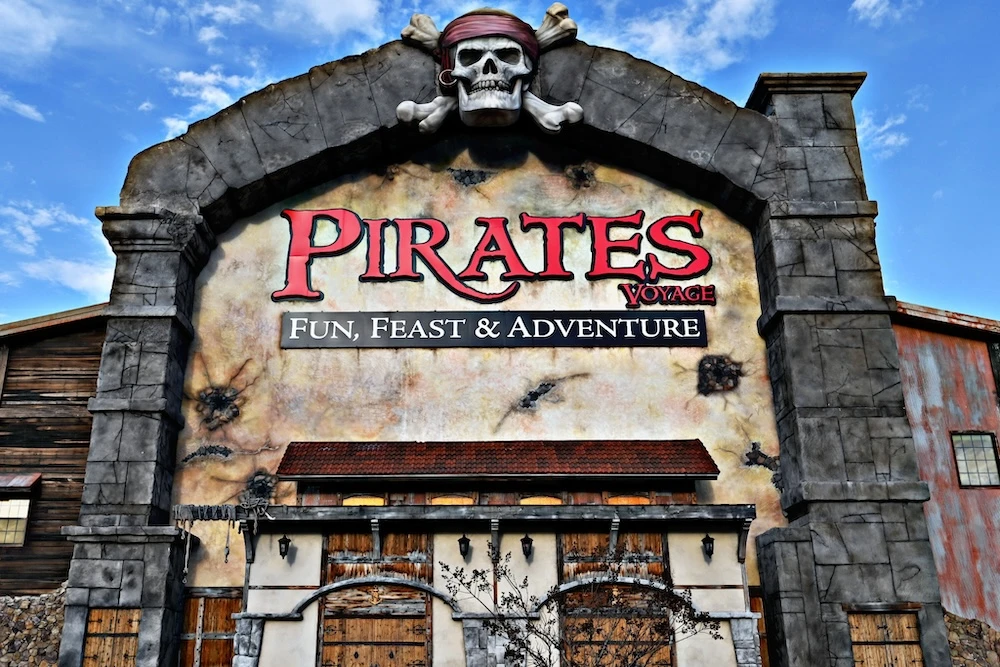 Pirates Voyage is one of the must-see Pigeon Forge shows