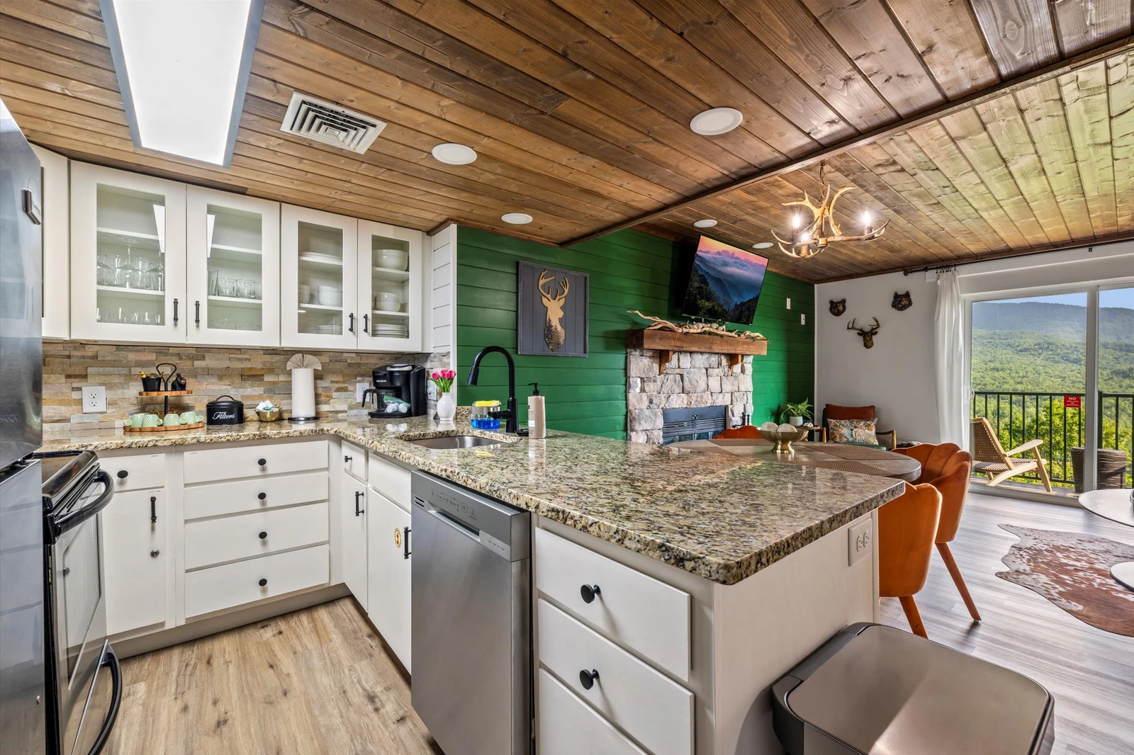 Sky View Mountain Dr
