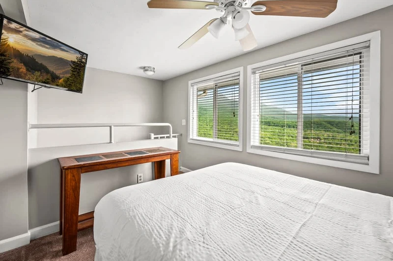 Smoky Ridge Retreat