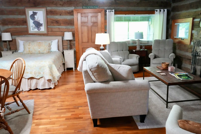 Property image, Exterior, of Granny's River Retreat #458