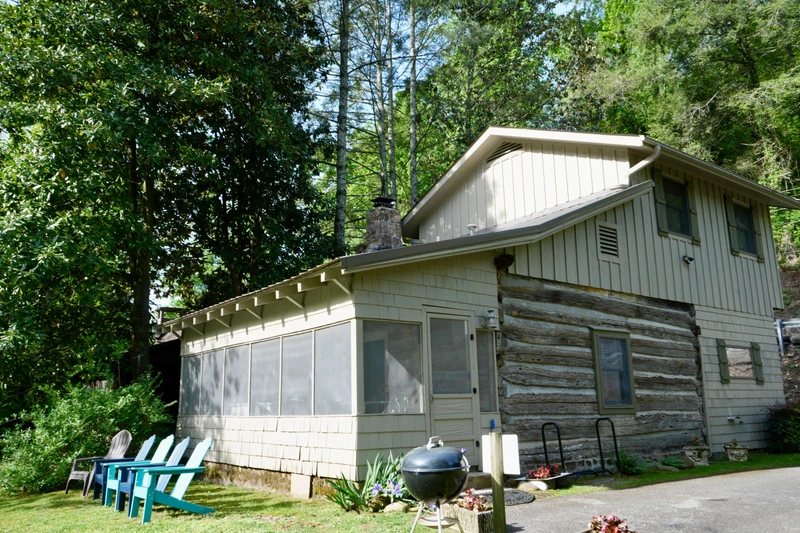 Property image, Exterior, of Granny's River Retreat #458