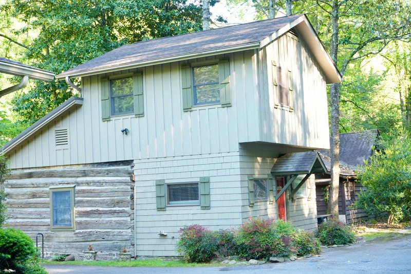 Property image, Exterior, of Granny's River Retreat #458
