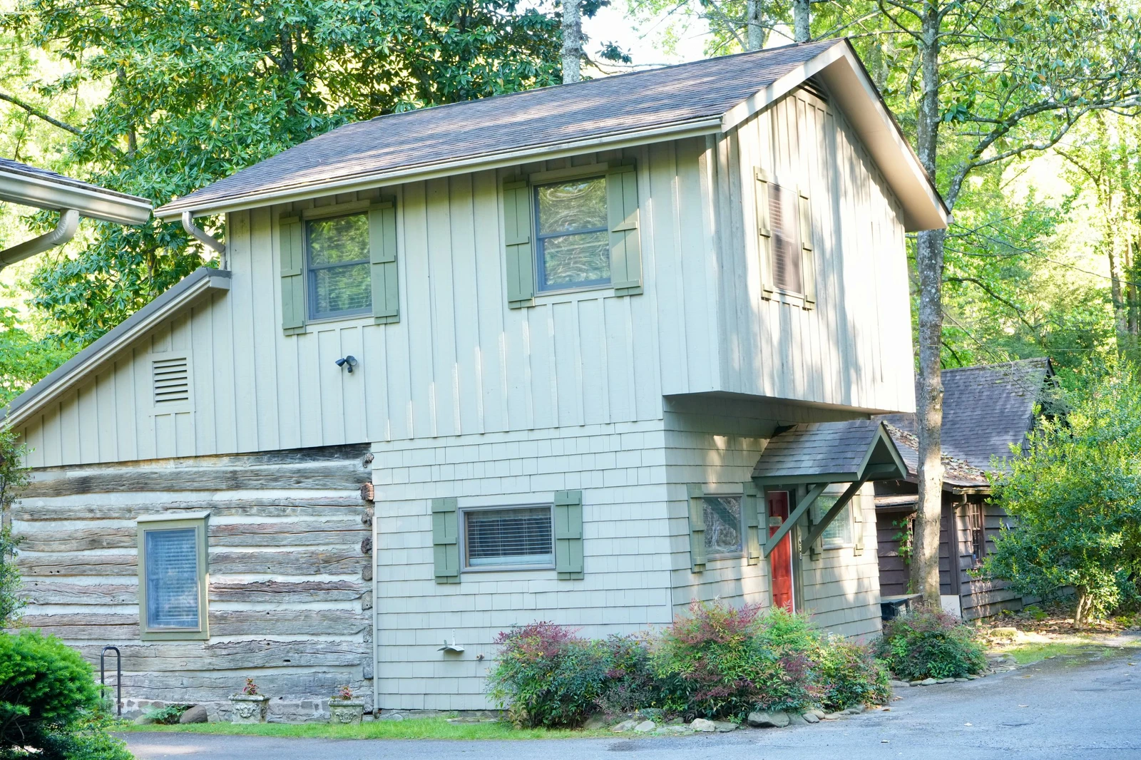 Property image, Exterior, of Granny's River Retreat #458