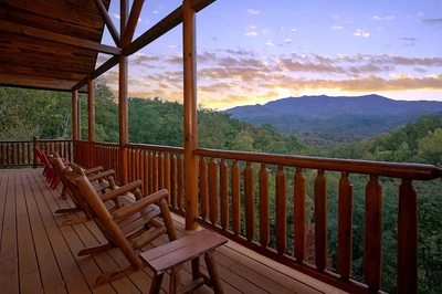 splash mansion is one of the top Gatlinburg cabins with a mountain view
