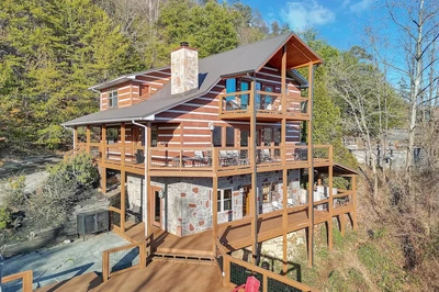 spending time in Smoky View Top Shelf is one of the best things to do in Pigeon Forge for families