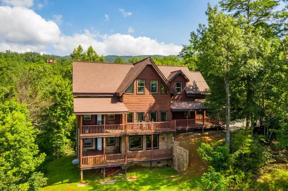 a grand view lodge is one of our secluded cabins in Gatlinburg