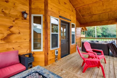 river romance is one of our romantic cabins in Gatlinburg
