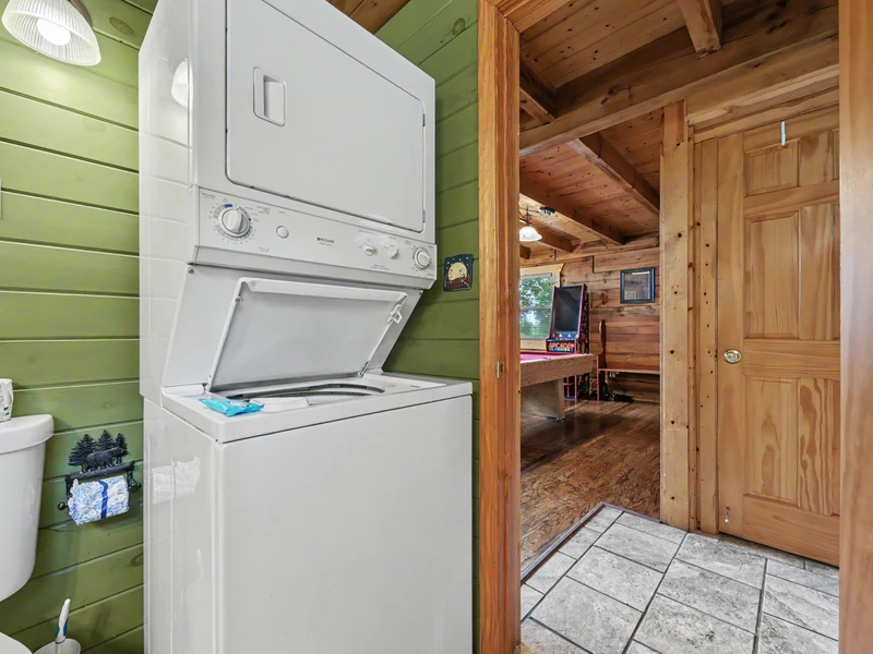 Property image, Exterior, of American Dream #142