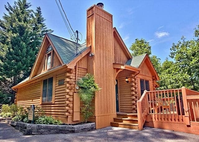 3 Common Myths About Renting a 1 Bedroom Gatlinburg Cabin