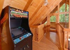 City Bear Pigeon Forge cabins with arcade games