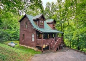 Lover's Lake Gatlinburg cabin for couples