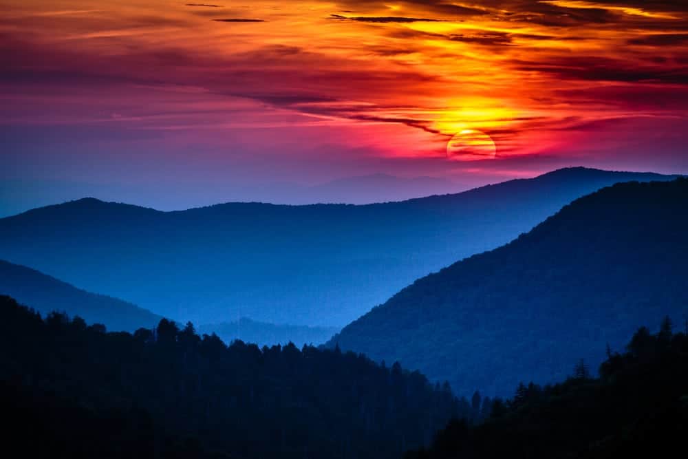 Beautiful sunset in the mountains near our large cabins in Gatlinburg and Pigeon Forge.