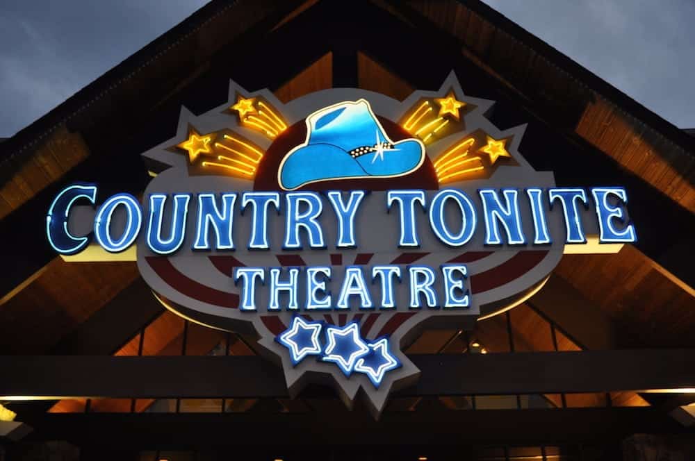 Country Tonite in Pigeon Forge.