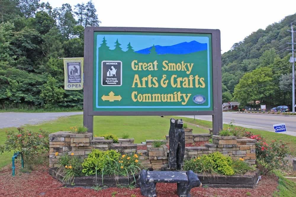 A sign at the entrance of the Great Smoky Arts & Crafts Community in Gatlinburg.