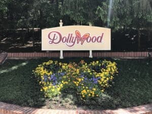 dollywood sign